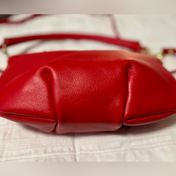 Clare V- Petit Moyen in Red - Picture 5 of 6